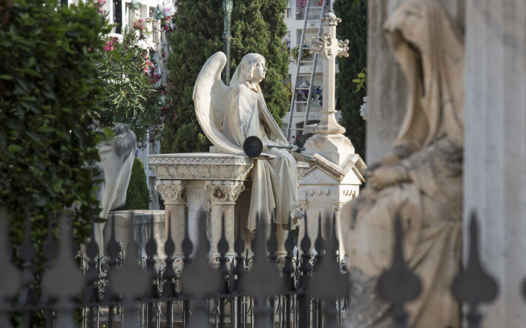 Els cementiris de Sant Sebastià, a Sitges, i Roques Blanques, al Papiol, opten als premis del VII Concurs de Cementiris d’Espanya